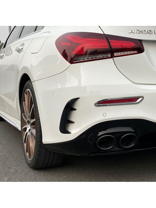 Spoilery do zadního nárazníku Mercedes Benz A W177 (aero flaps žebra) - černá